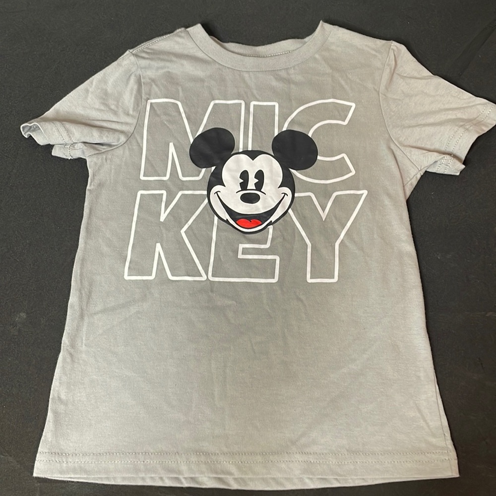 Disney Mickey Mouse Graphic tee, Grey,‎ Kid/Toddler Size 5
